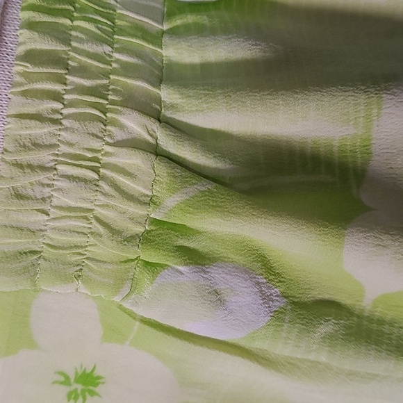 Saks fifth Ave Real Clothes, 100% silk Wrap skirt beautiful green. med. Y2k - Picture 3 of 11